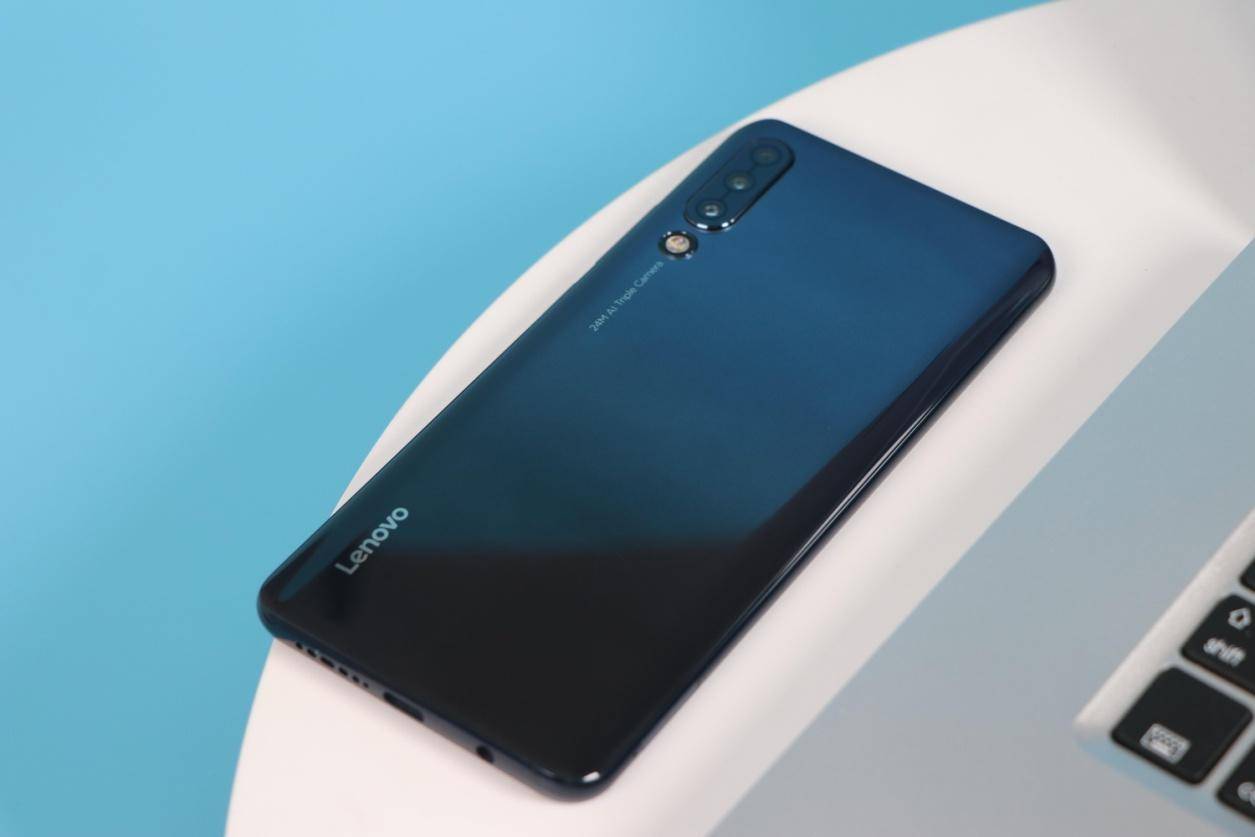 联想z6视频评测,谁说轻薄手感和续航不可兼得