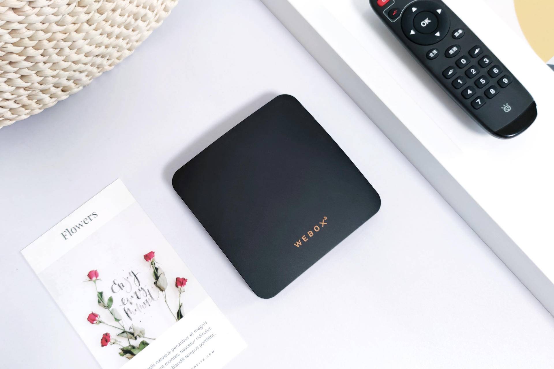 苹果级工艺机身，视频无广告+极简系统，泰捷方盒子升级版体验