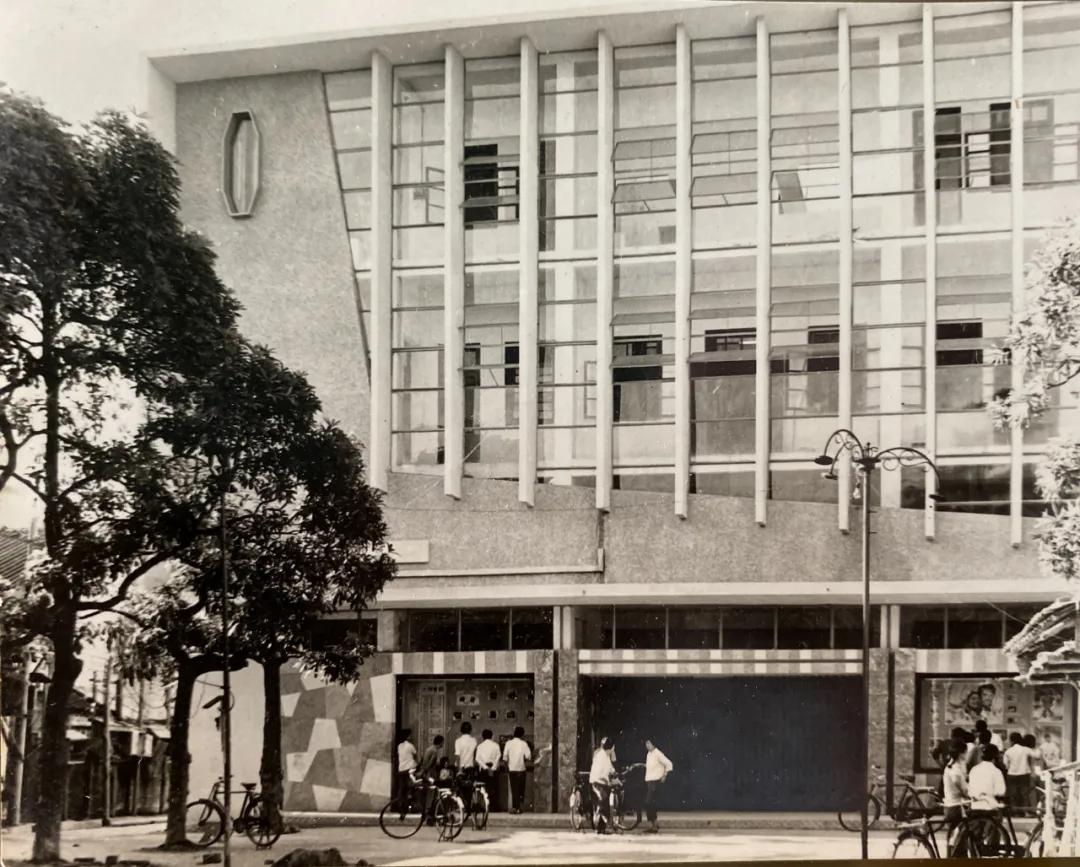 TA是肇庆首家中央空调立体声电影院!照片里的记忆,戳心了