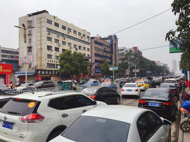 湖北省人口2023总人口数多少,湖北省的人口大县有哪些