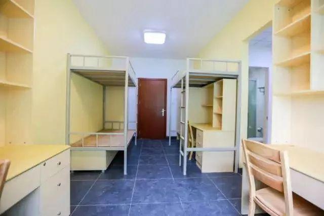 广东最豪华大学宿舍曝光！这些神仙级配置，酸了