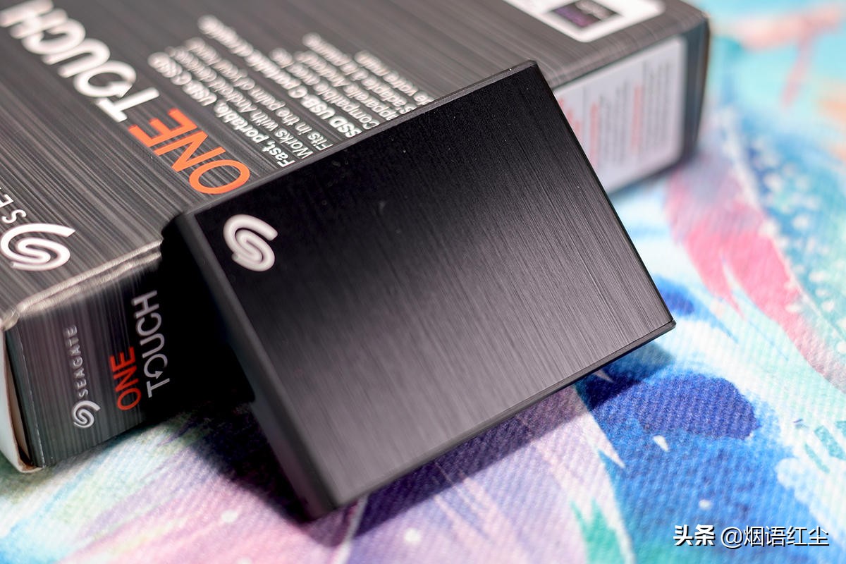 希捷固态小型移动硬盘,希捷移动硬盘3.04tb内存