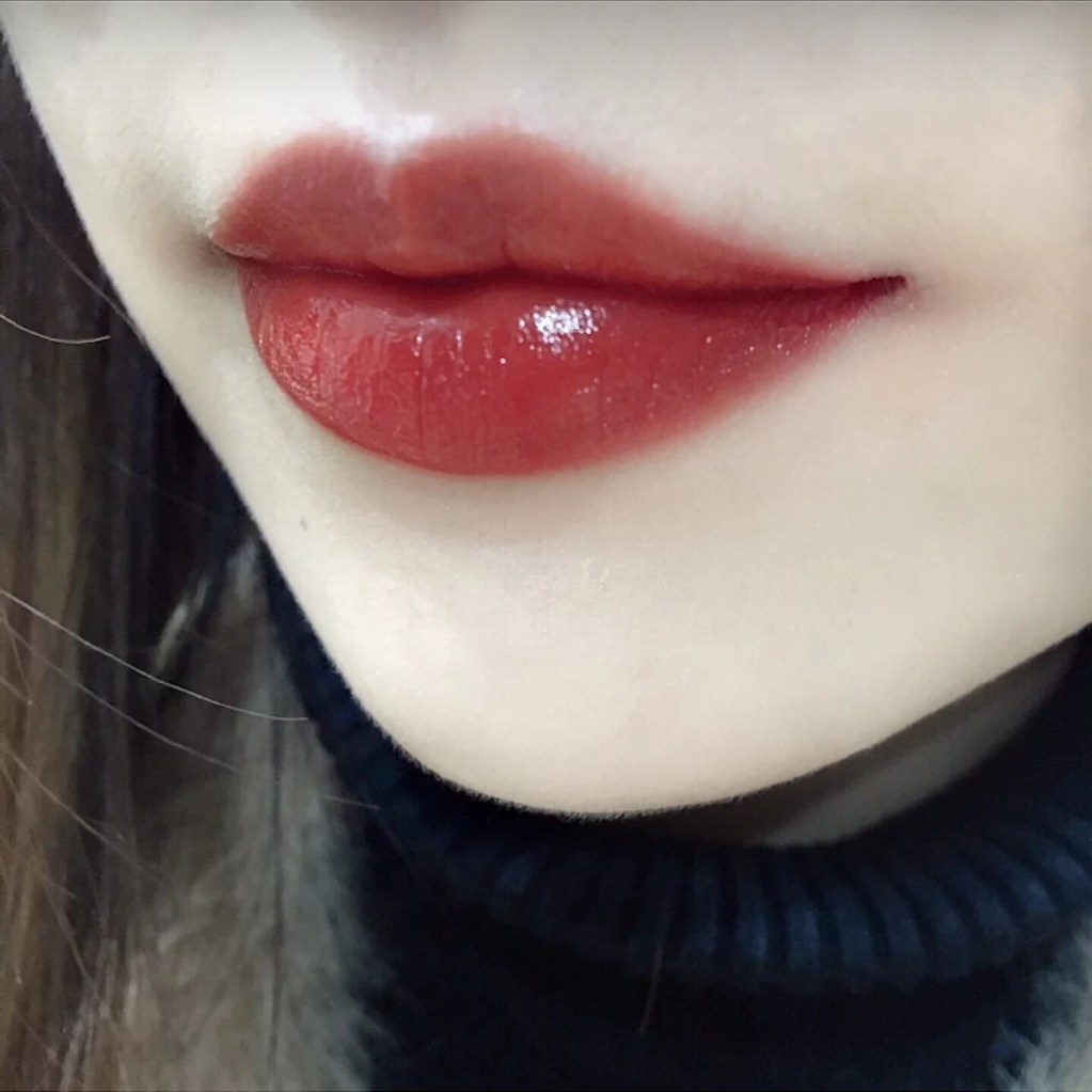 十大品牌黄皮显白口红色号,十大口红品牌适合黄黑皮的