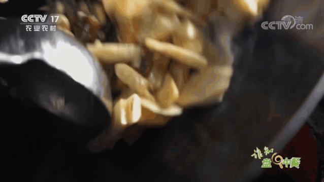 五星级大厨教你冬笋怎么没有涩味,冬笋去除涩味凉水下锅还是开水