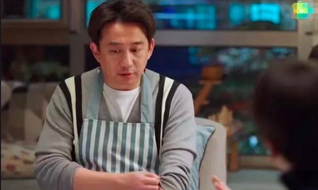 床单有痕迹，纸篓塞卫生纸，男孩的“生理期”同样值得父母重视