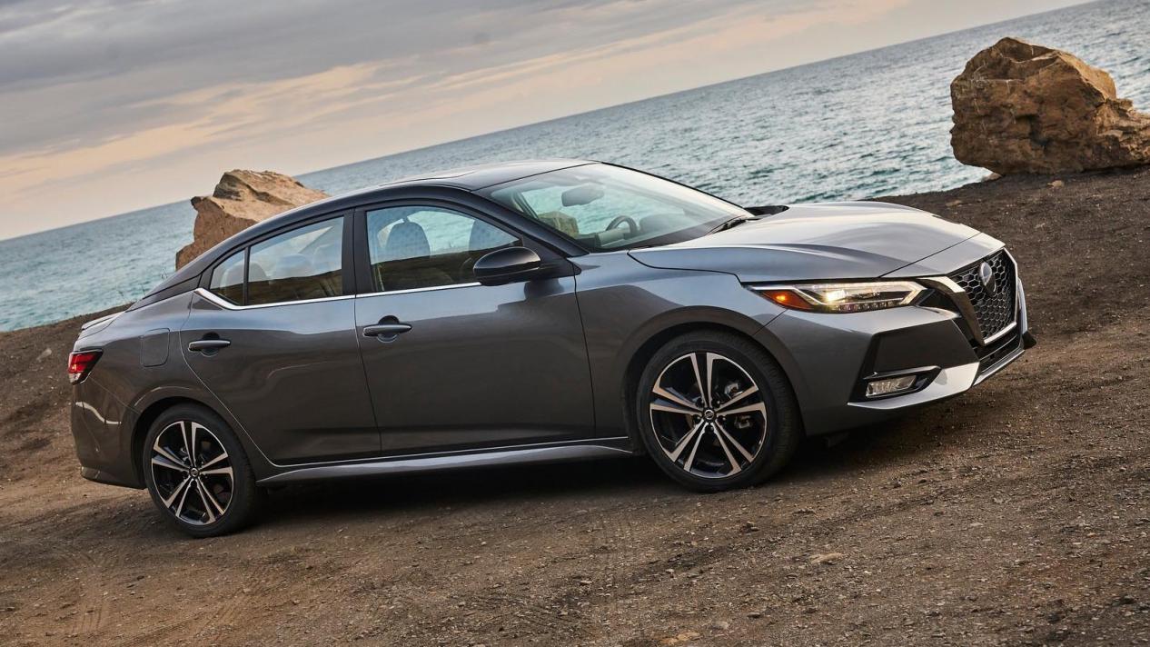 如何选择性价比高的日产轩逸,轩逸2022款经典1.6xlcvt怎么选