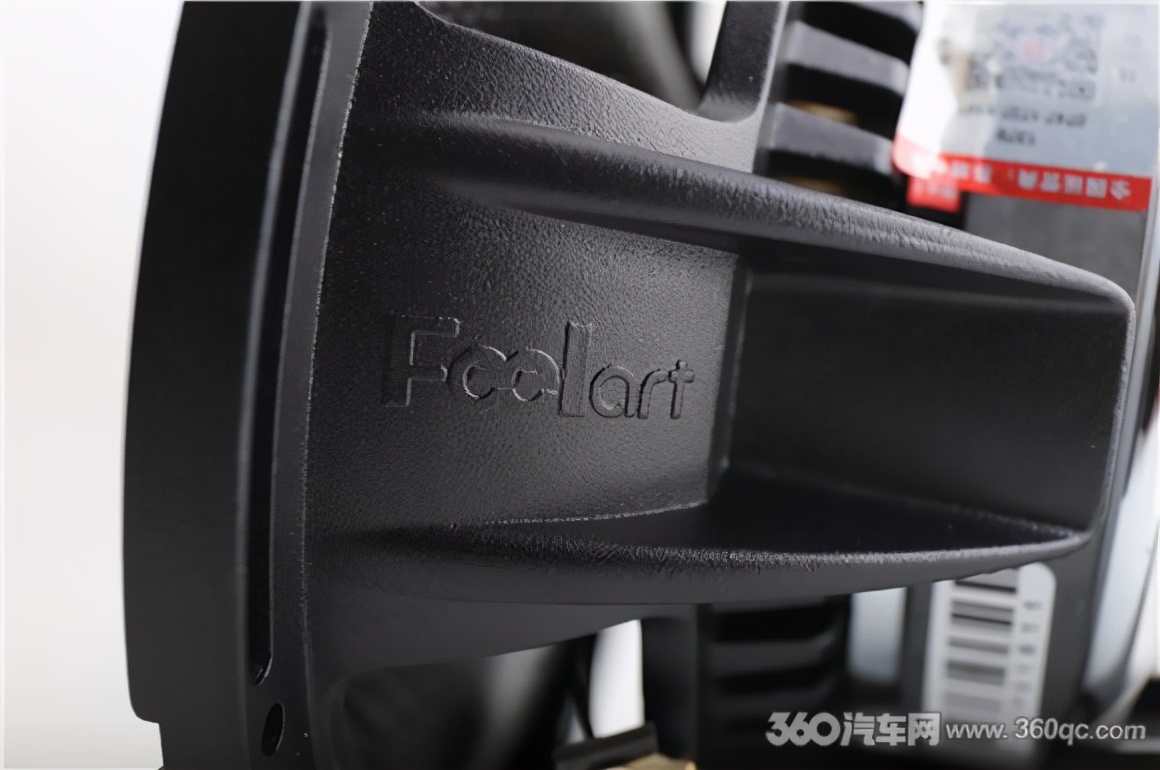 新生代车友追求快节奏听感芬朗SP-6.5D碳纤维两分频正好