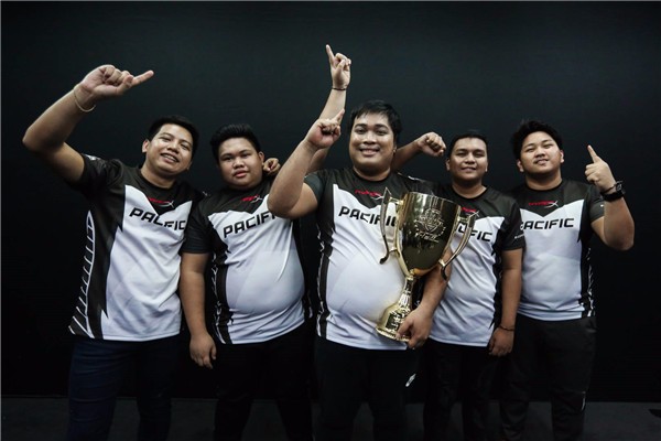 穿越火线十年青春,穿越火线十年青春结束了视频模板