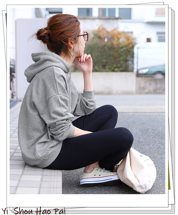 thombrowne灰色卫衣5码上身效果,灰色日系卫衣