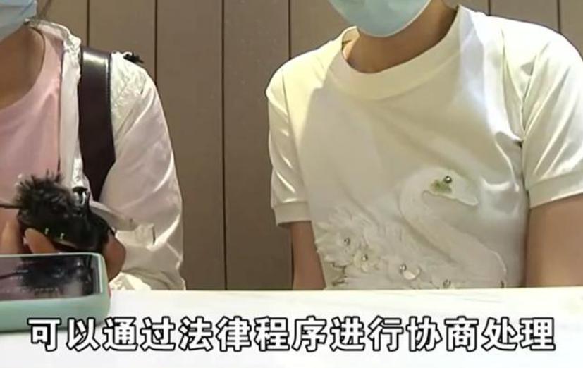 女子花4万8整容修复后要索赔,一名女子花几十万整容结果后悔了