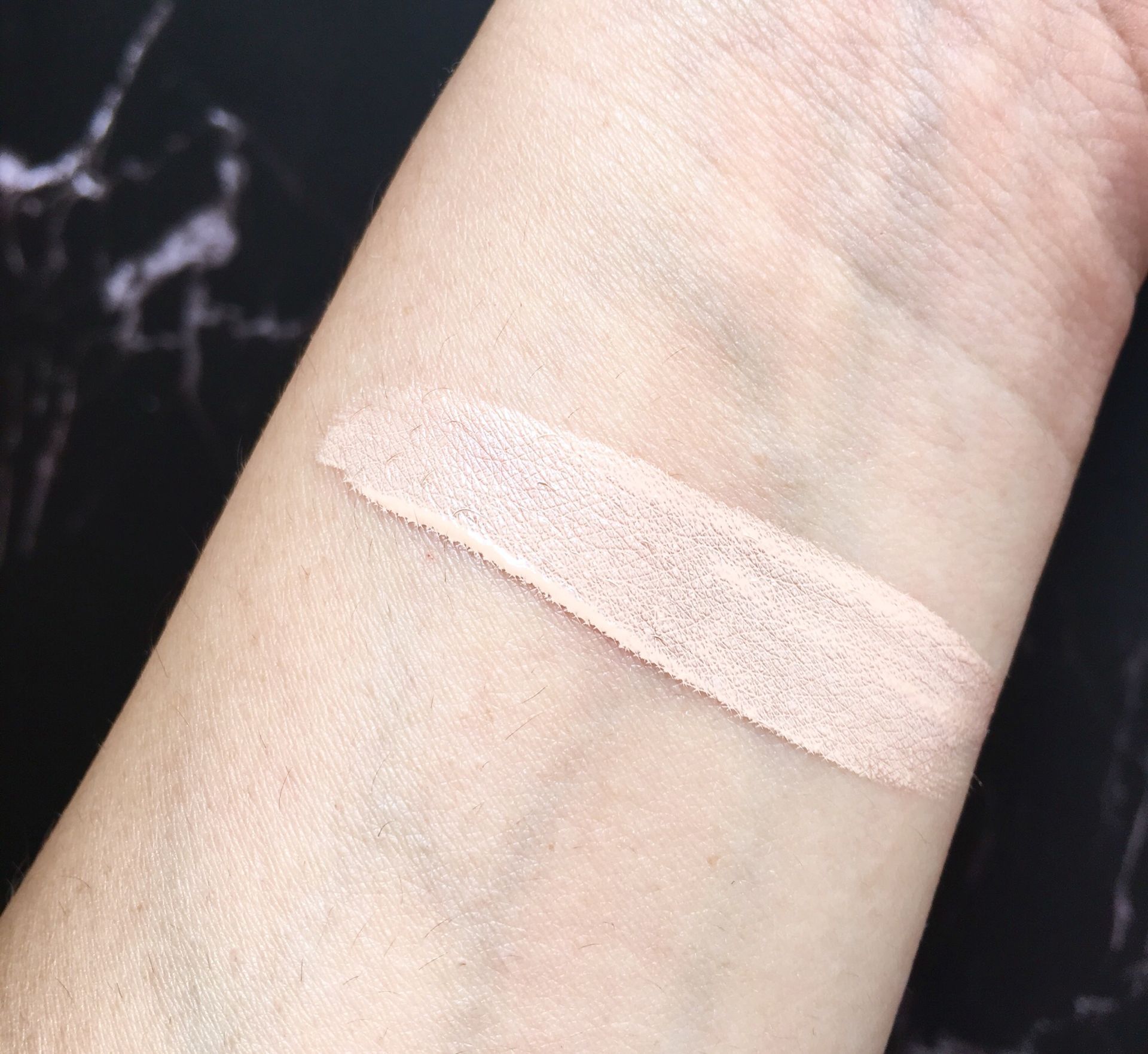 软薄皮质的化妆包推荐,好用的平价化妆包牌子推荐