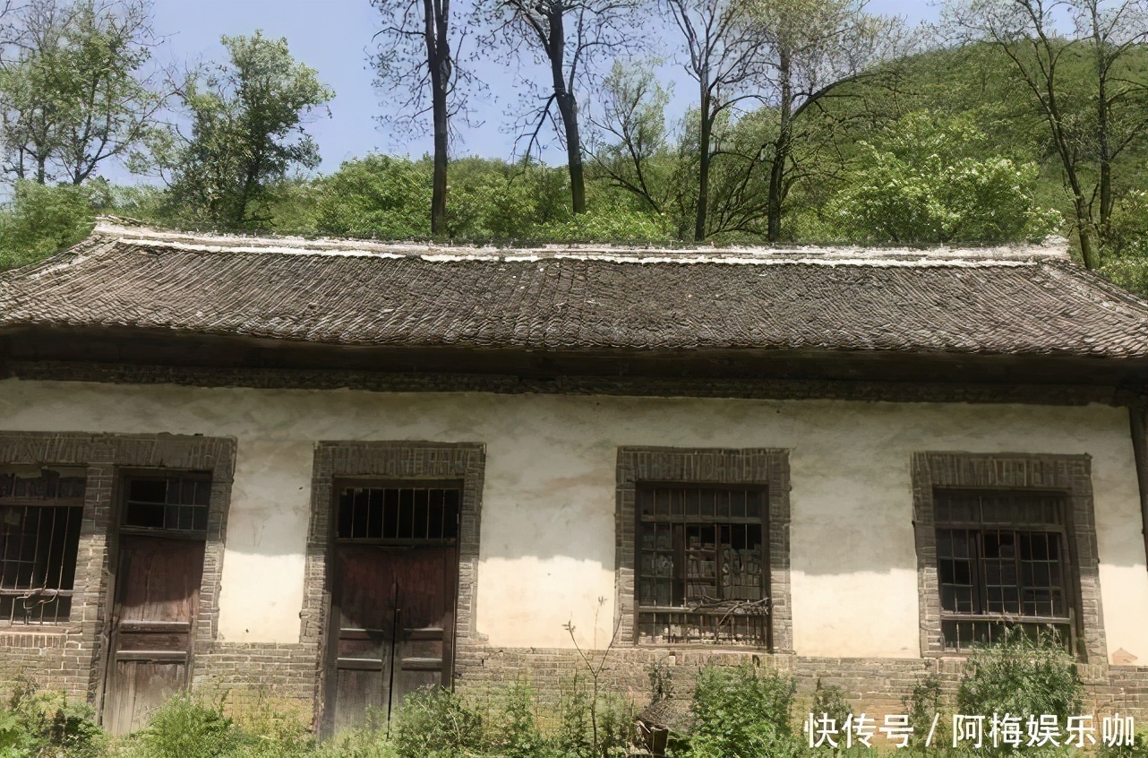 农村里大门吃小门有什么说法,大门吃小门古代有什么说法