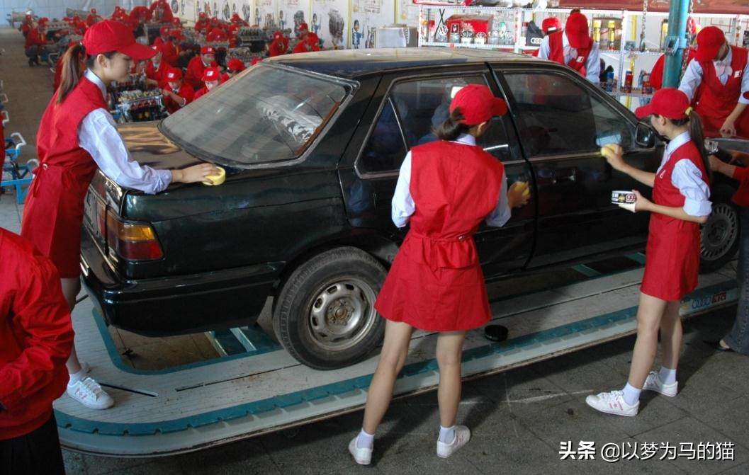 目前大专就业率比较高的专业,大专选什么专业就业前景好工资高