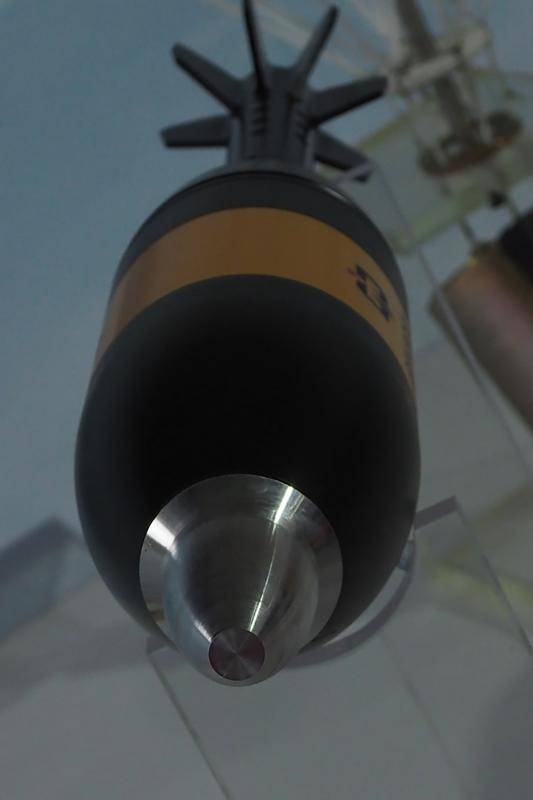 t90s炮射导弹,t90s炮塔分解图