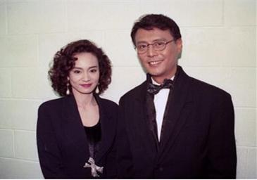 她是范冰冰的恩人，曾被抛弃流产不育，中年又意外丧夫，悲惨一生