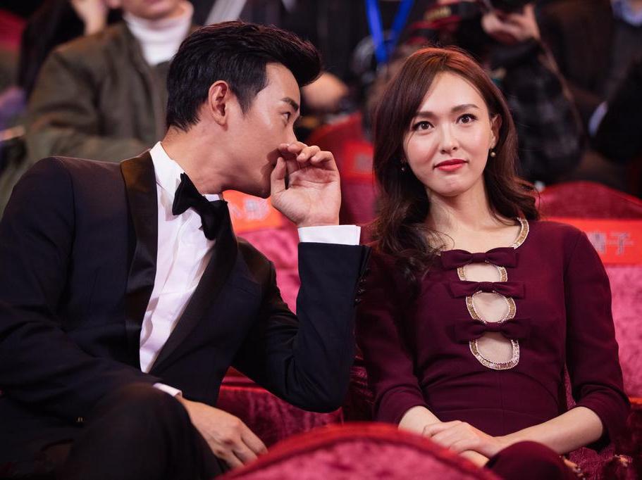 唐嫣越来越奔放了,真空礼服“挖三洞”,奈何无“料”可秀