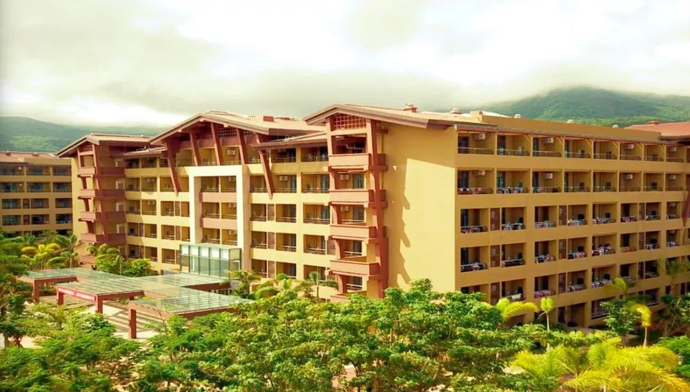 2019寒假“悦动锋尚”三亚浸入式足球游学冬令营招募开始啦！