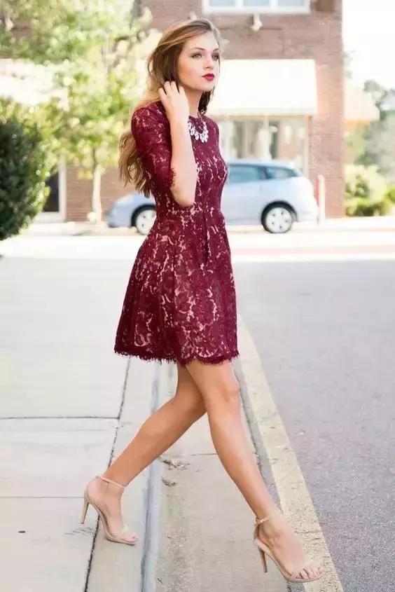 盘点今年流行的连衣裙,今年流行碎花连衣裙吗