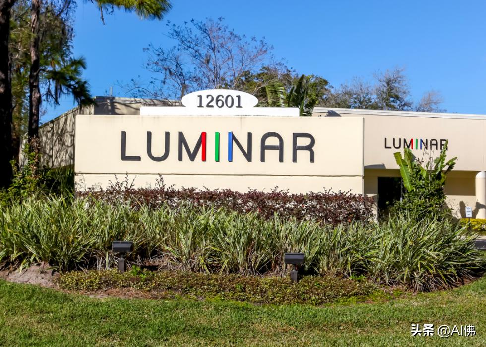 26岁成为世界最年轻美国亿万富翁,全球80后亿万富翁排行榜