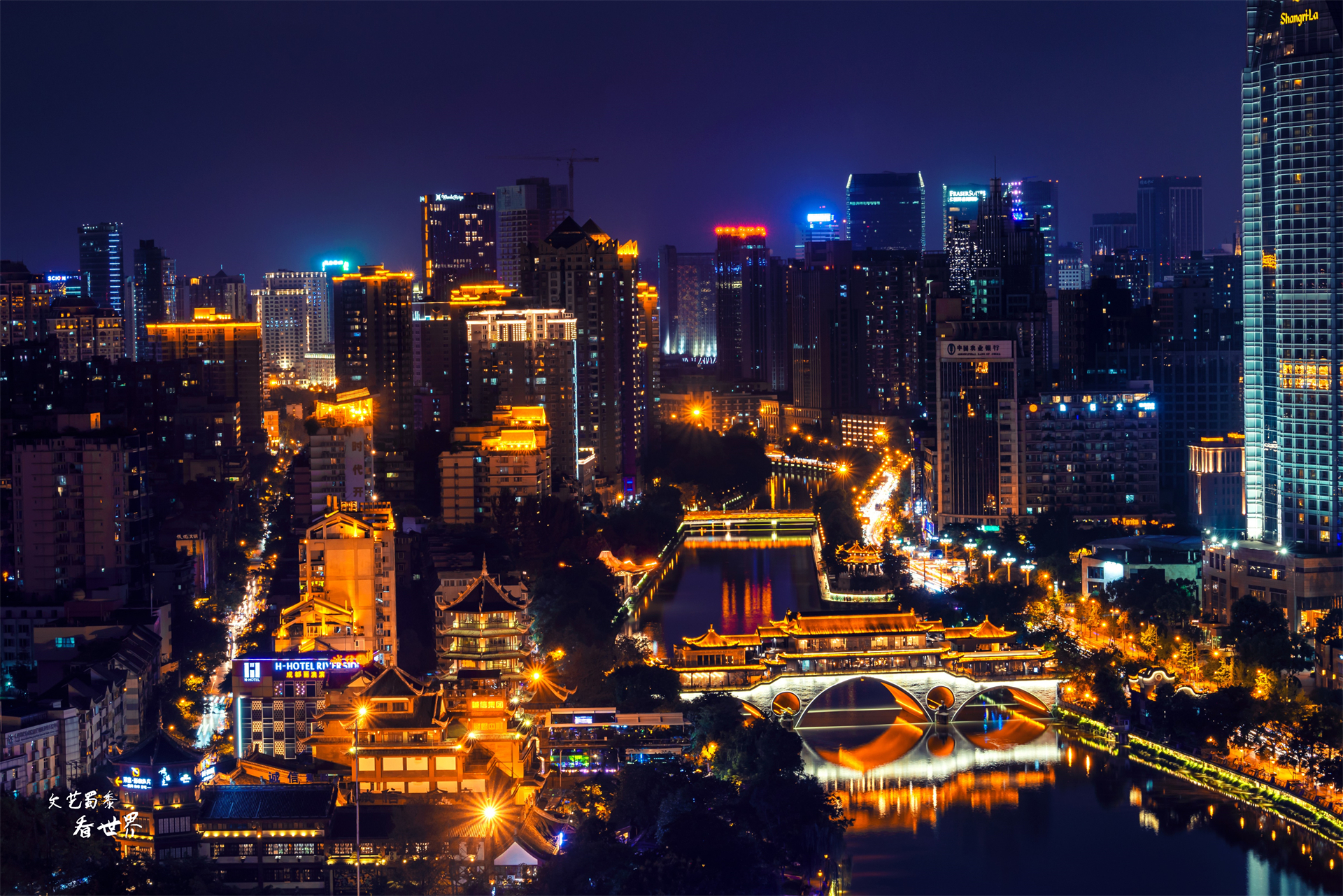 老外说：中国的城市真安全！中国8大不夜城，凌晨3点仍然热闹非凡