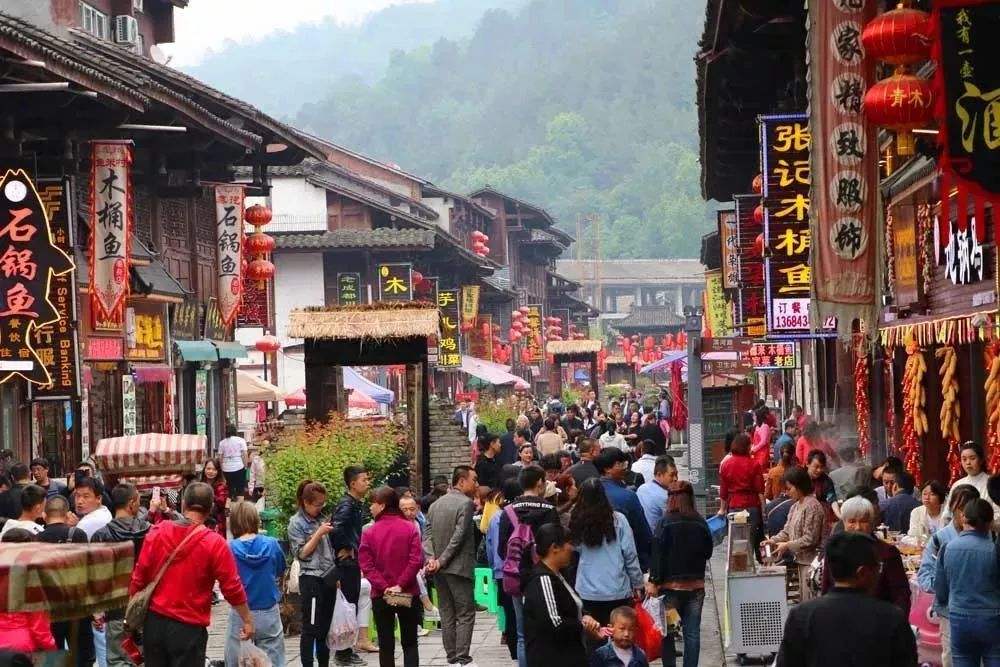 一铺坑三代商铺为什么这么火,一铺旺三代生意怎么样