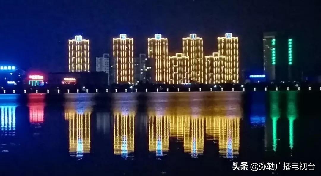 弥勒美食推荐离湖泉景区最近,弥勒五彩云池风景区