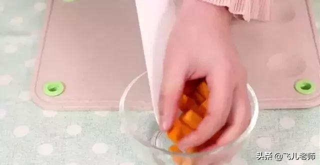 六个月宝宝加辅食，这三道辅食好消化、防便秘，肠道更健康