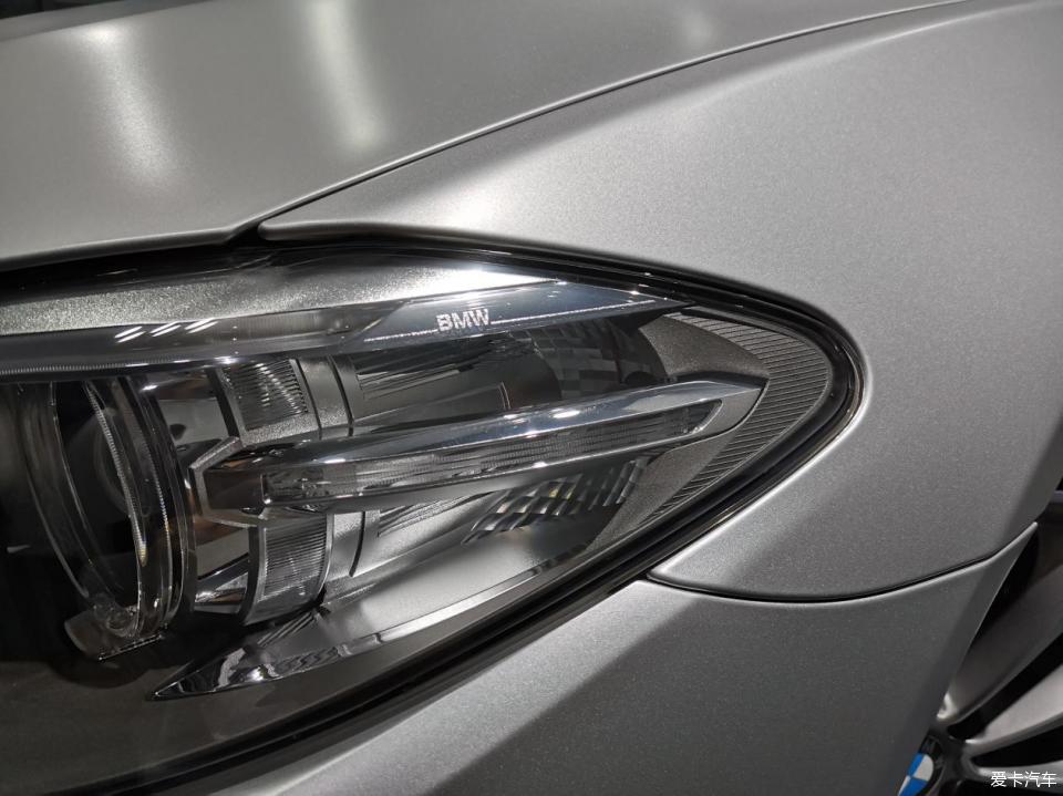 宝马5系贴膜改色罗曼尼红双拼,宝马5系贴膜改色