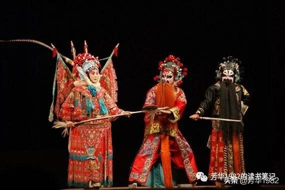 弹破庄周梦两翅驾东风,弹破庄周梦两翅驾东风三百座名园