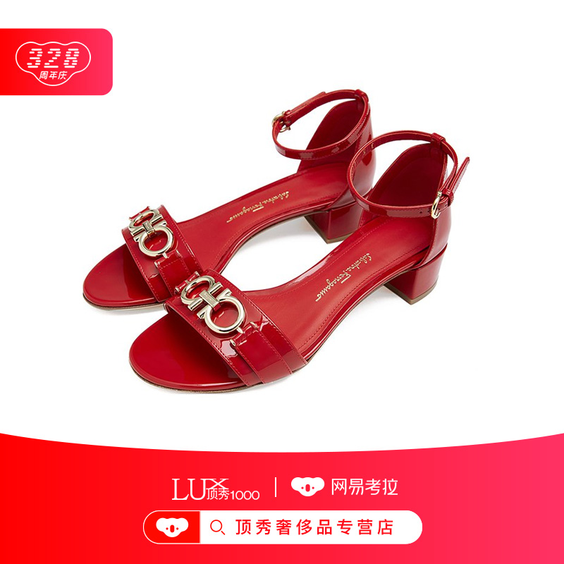 职场女性也能玩转时尚简约大气,职场女性实用穿搭