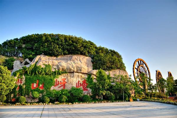 河南这座山太传奇，玄奘曾在此讲经，吴承恩在这里写了《西游记》