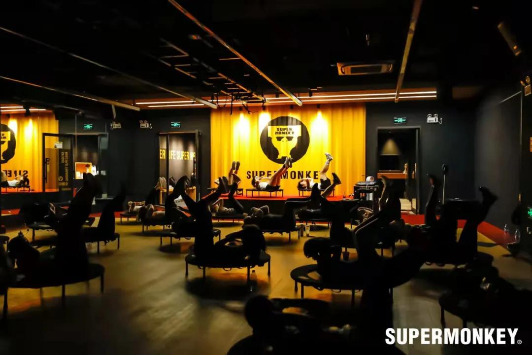 「2021冬季甩肉燃脂指南」，大上海时代广场和你一起遇见更好