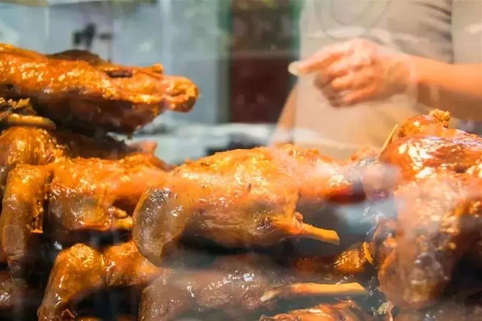 乐山是一个美丽的城市,乐山一个为了吃而来的城市