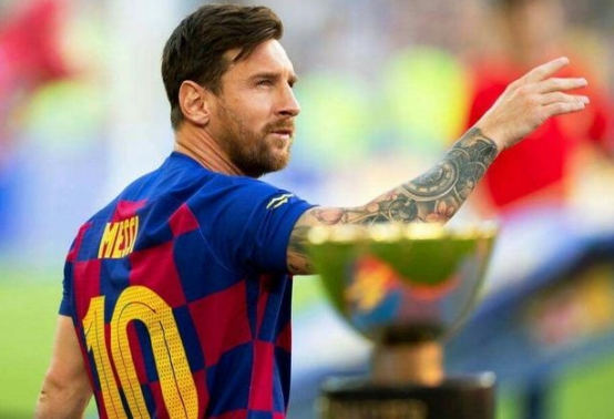 足球公认的三大球王是谁,足球界公认的球王