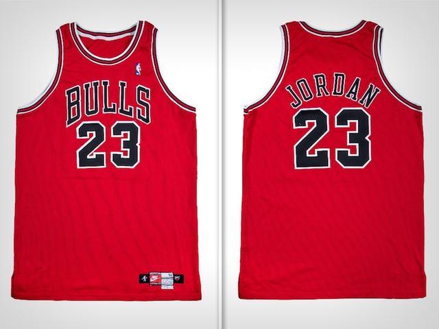 乔丹抽一根雪茄,乔丹抽的雪茄