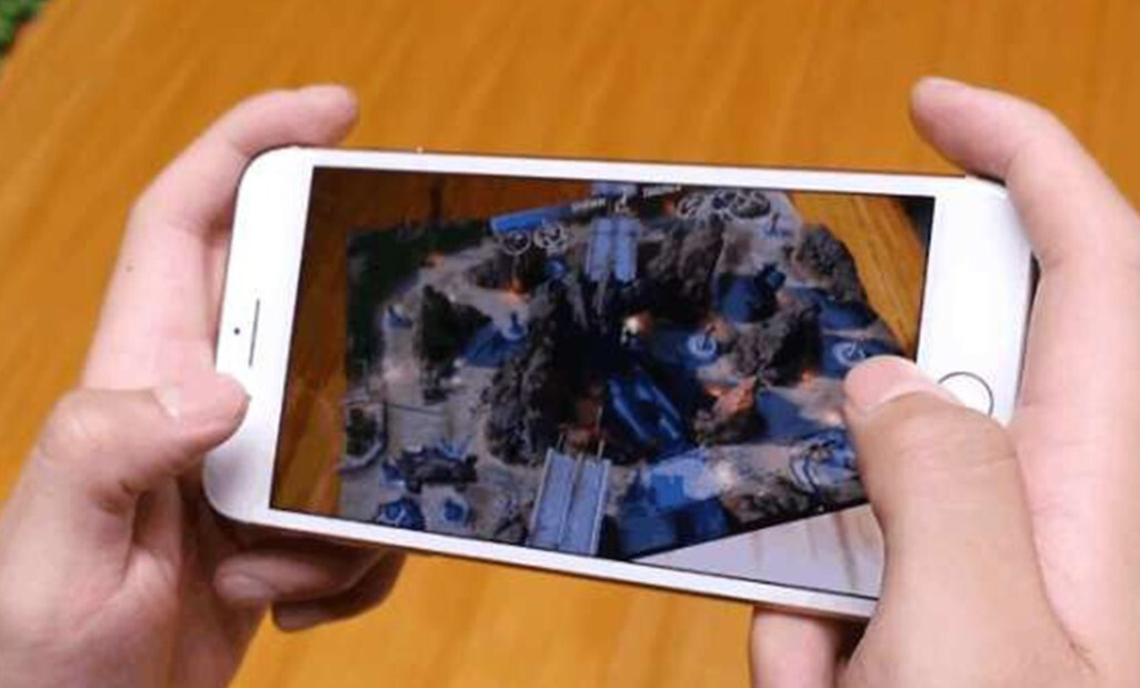 乘烫手赶快买个低配iPhoneXS，但64G真的够用吗