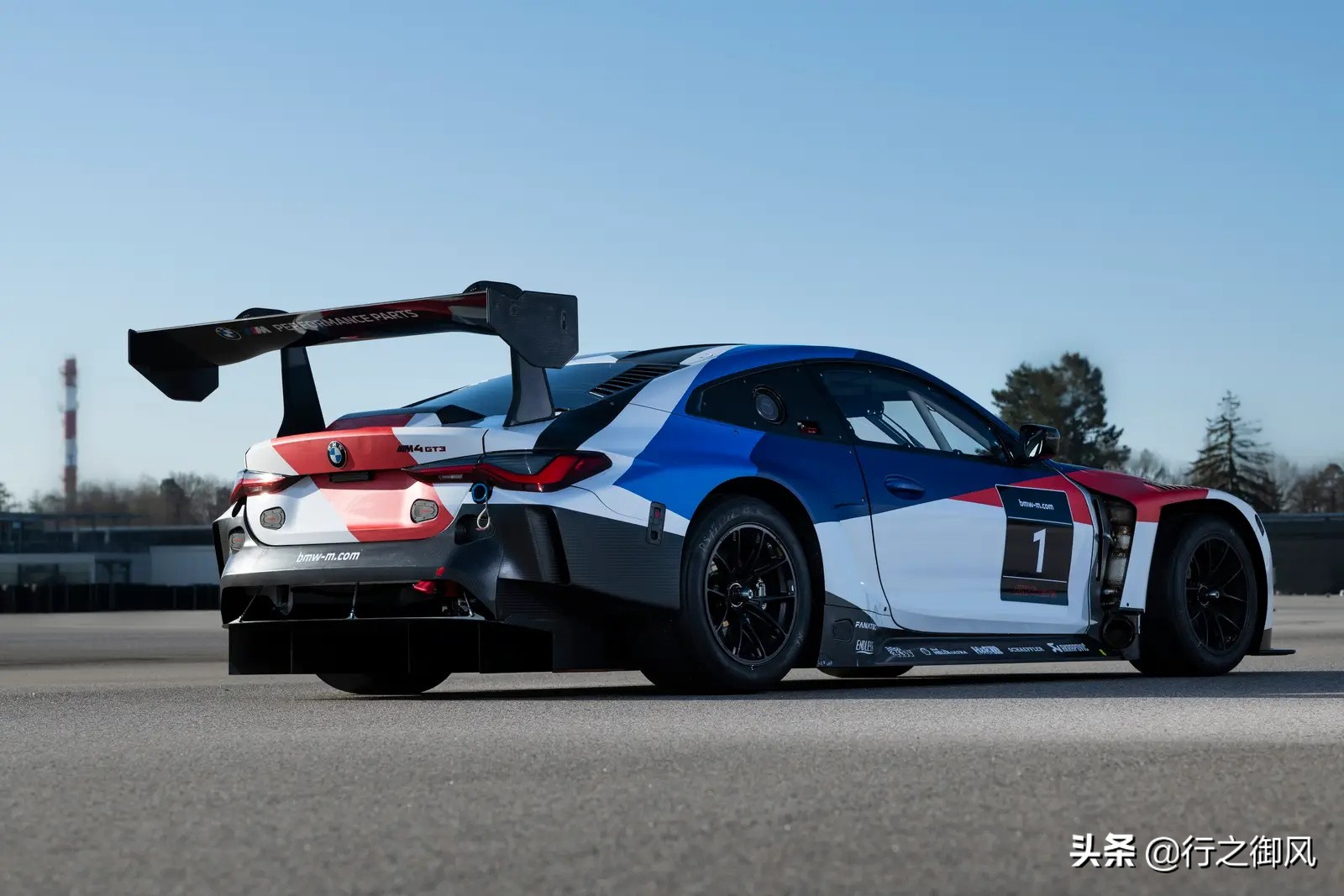 宝马m4gt32022款,宝马m4gt3夺冠24年