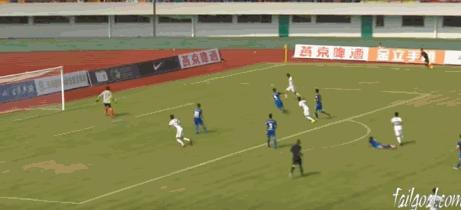 空门不进纵观足球历史,单刀空门不进集锦