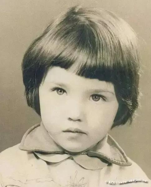 法兰西第一美人,法兰西第一美人阿佳妮