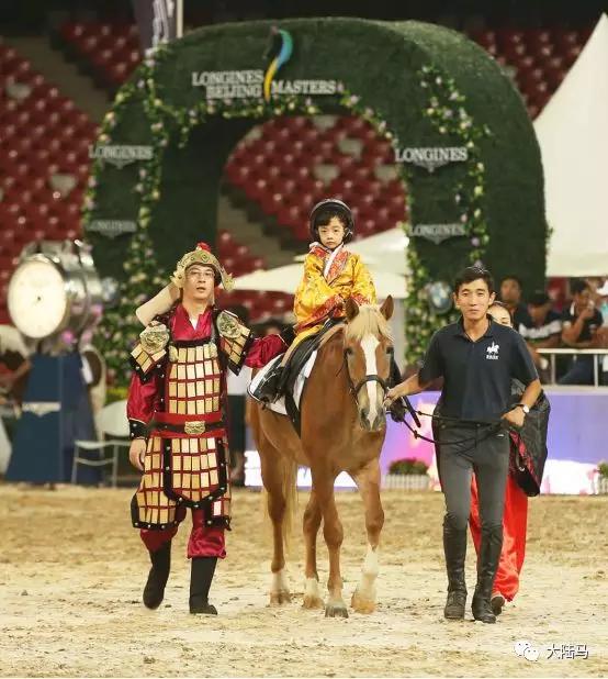 重温鸟巢马术大师赛十年梦之路：赵丽颖林志玲彭于晏现场见证