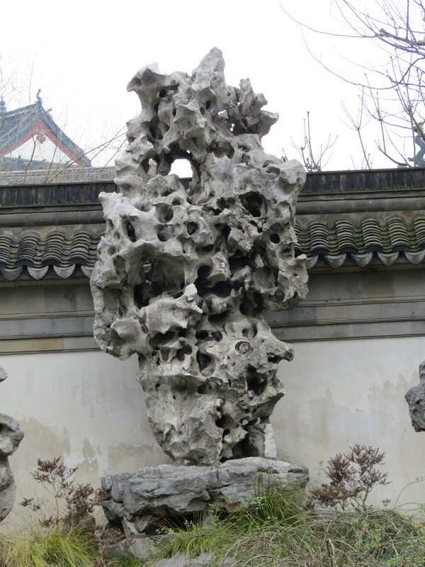 太湖石千古名石,太湖石干石