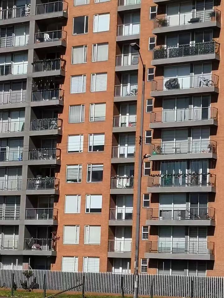 哥伦比亚波哥大游玩,南美哥伦比亚首都圣菲波哥大市