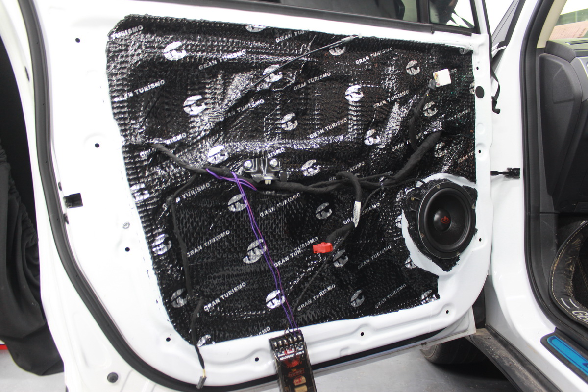 汽车音响改装吉利帝豪gl,吉利帝豪4代改装音响效果