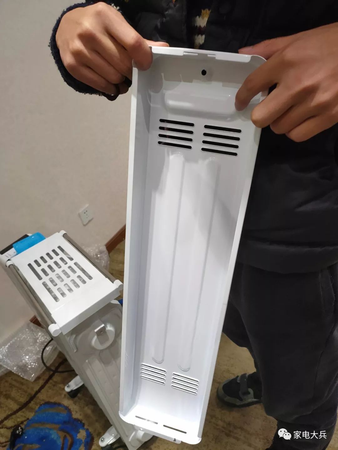 格力电热油汀取暖器拆解测评,美的油汀和先锋取暖器哪个好