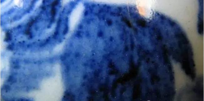 真假元青花铁锈斑对比图,一次认识元青花六大特征