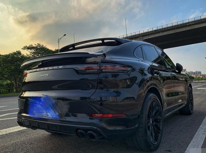 19款卡宴coupe改黑武士 (最新款卡宴coupe)