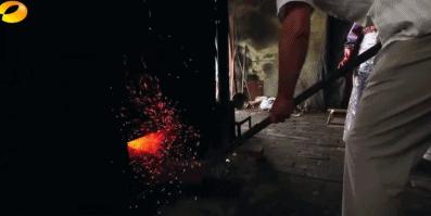 他给故宫做地毯，复原“脚下的软黄金”，重现2000多年前的美