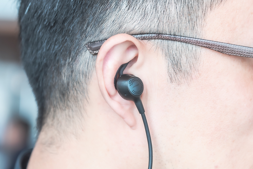 索尼wi-1000x与boseqc30谁好,索尼wi1000xm2对比boseqc30