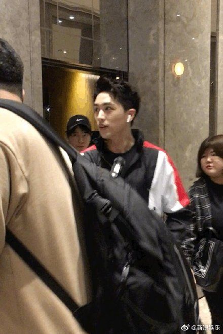 锦鲤杨超越华娱小说,杨超越锦鲤逆袭之路完整版