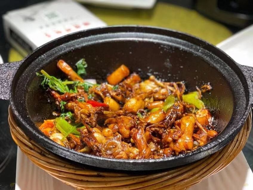 南京大排档为什么要排队,南京开一夜的大排档